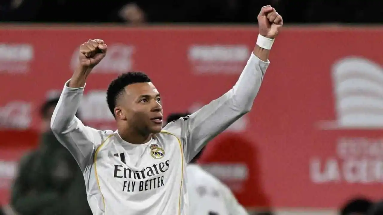 صراع القمة.. ترتيب الحذاء الذهبي الأوروبي بعد ثنائية مبابي بمرمى فياريال